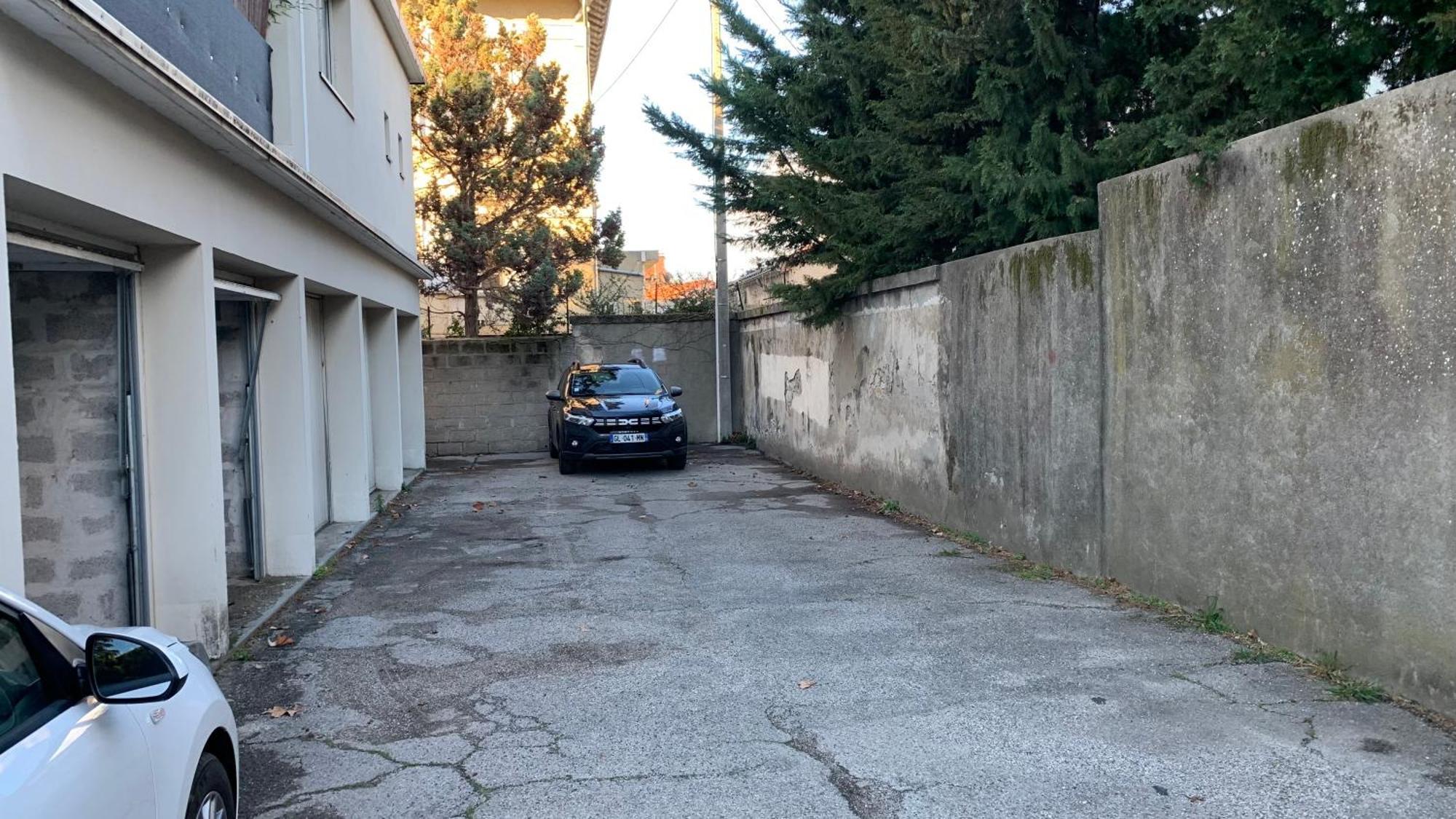 Au Calme De L'Iris - Clim - Garage - Wifi - Tramway Leilighet Avignon Eksteriør bilde