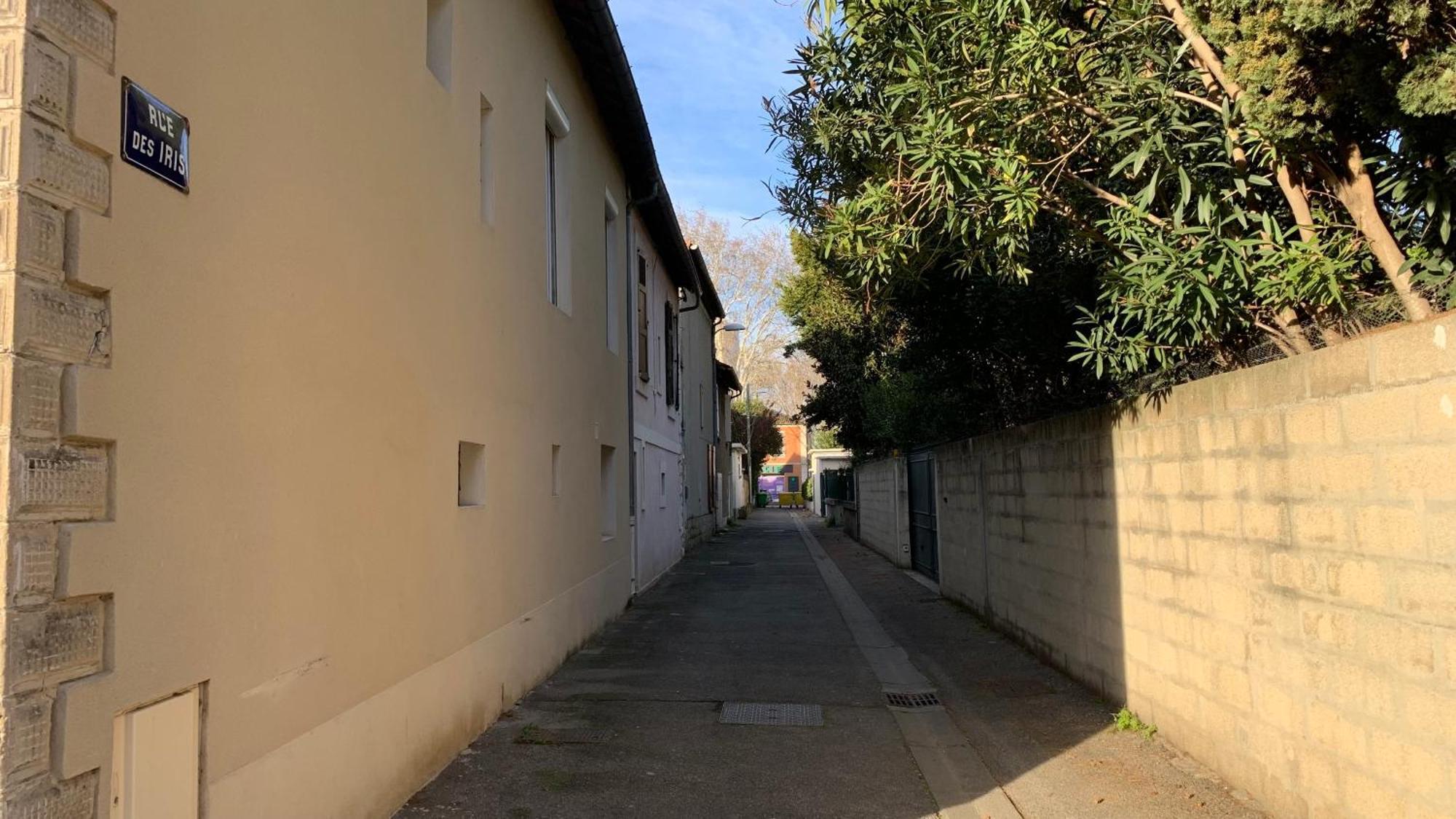 Au Calme De L'Iris - Clim - Garage - Wifi - Tramway Leilighet Avignon Eksteriør bilde